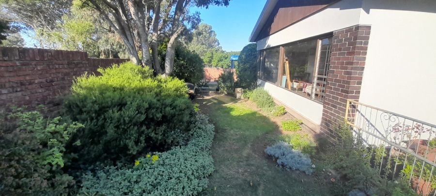 3 Bedroom Property for Sale in Newton Park Eastern Cape